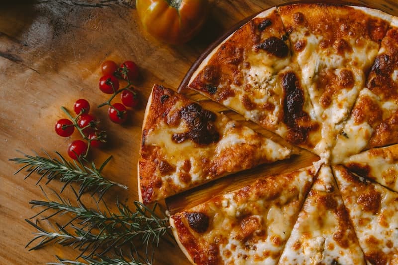 2 pizzas. O inicio de tudo.